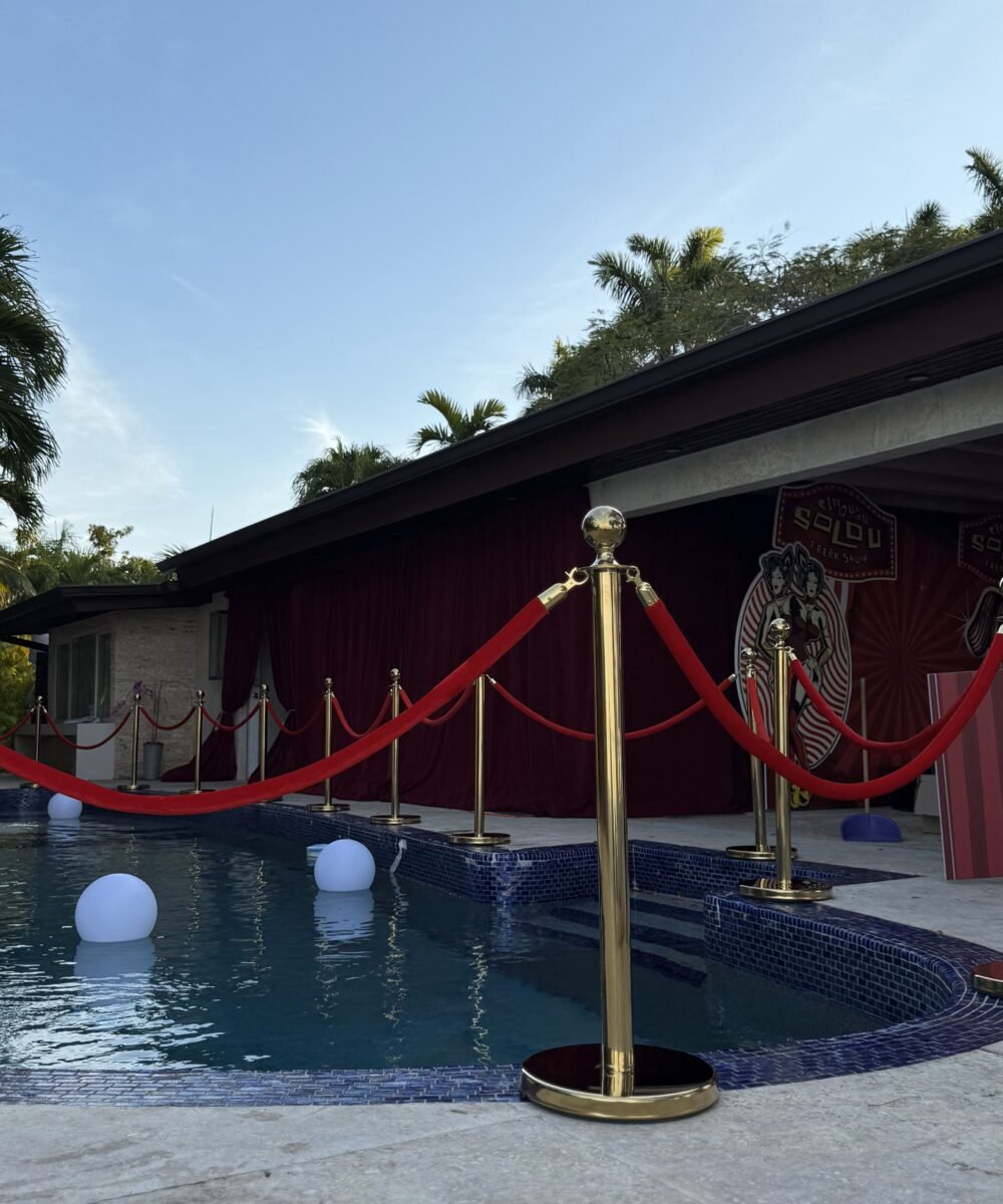 Gold Stanchions for Rent in Miami - Image 2